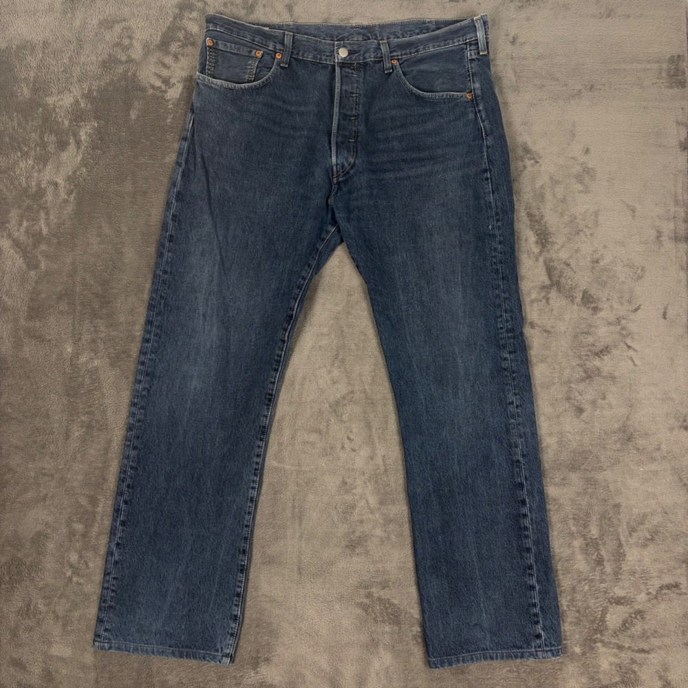 Levi's Jeans Men 38x34 Blue 501 Original Fit Button Fly Straight Leg Denim Pants